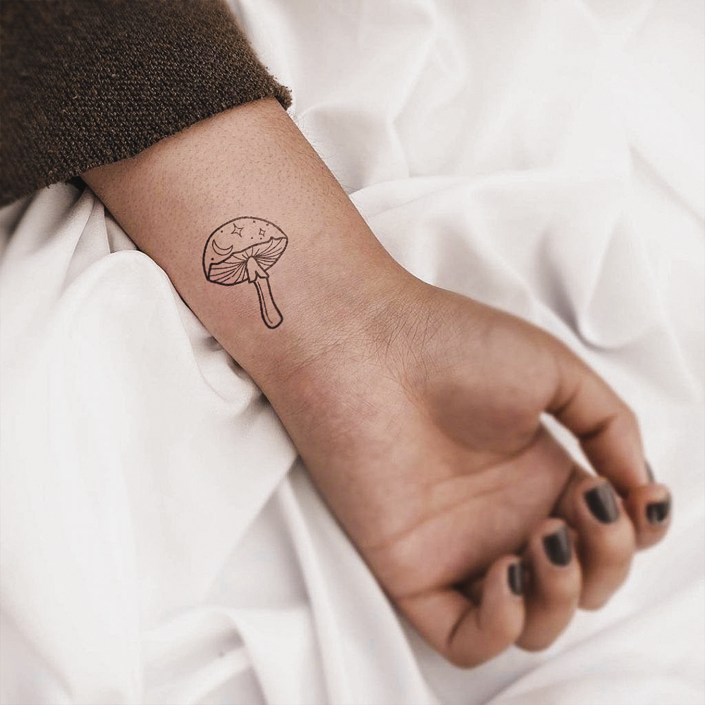 Tatuagem de cogumelo mágico